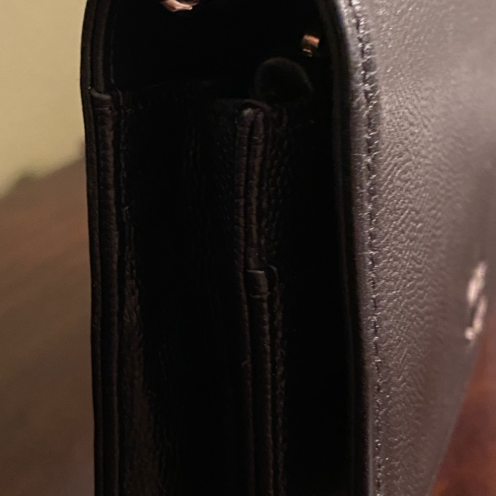 CHANEL Black Leather Chain Shoulder Bag with Silver-Tone CC - Picture 6 of 15